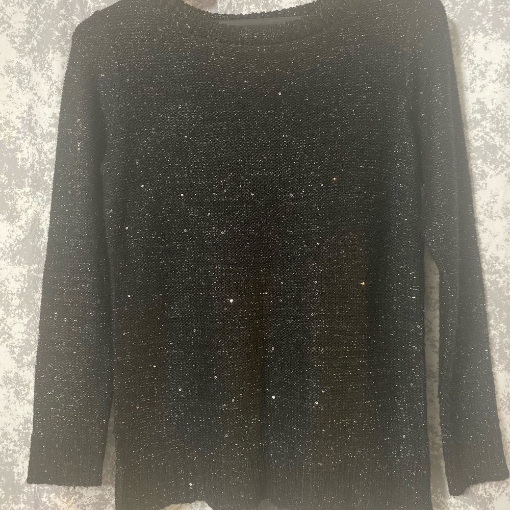 Time and True Long sleeve Black Silver Tie Back